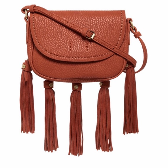 Shiraleah Handbags - Crossbody fringe bag